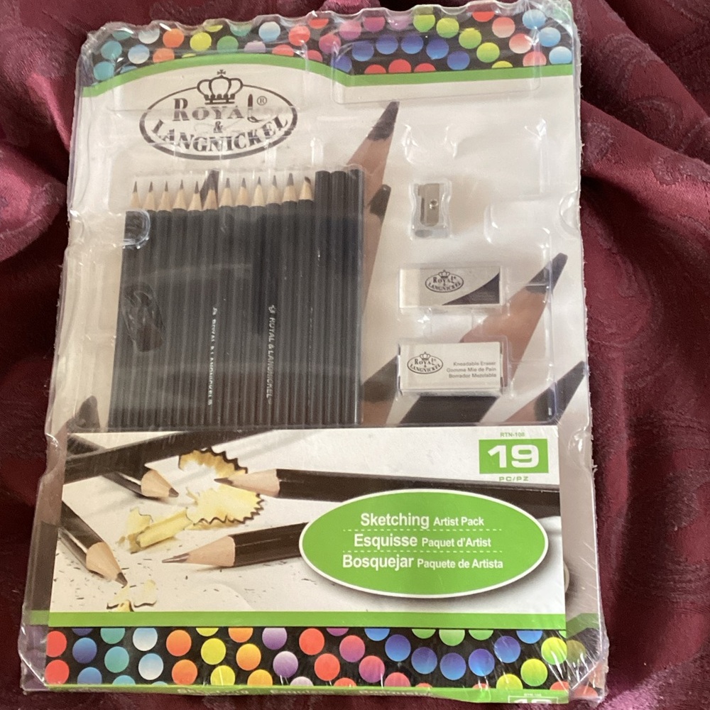 Royal Langnickel Sketching Artist Pack - Black